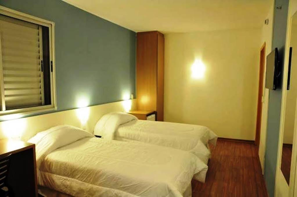 Hotel Stop Antonio Carlos 3*